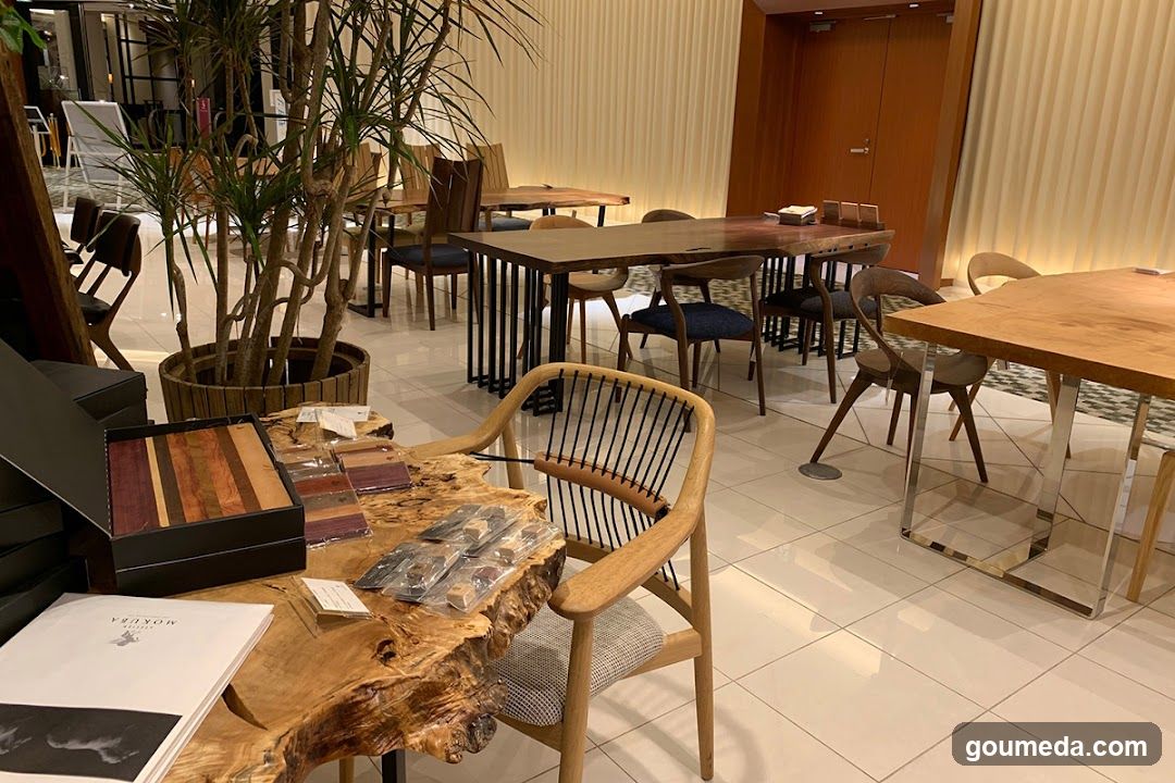 一枚板家具専門店 アトリエ木馬 梅田ギャラリー