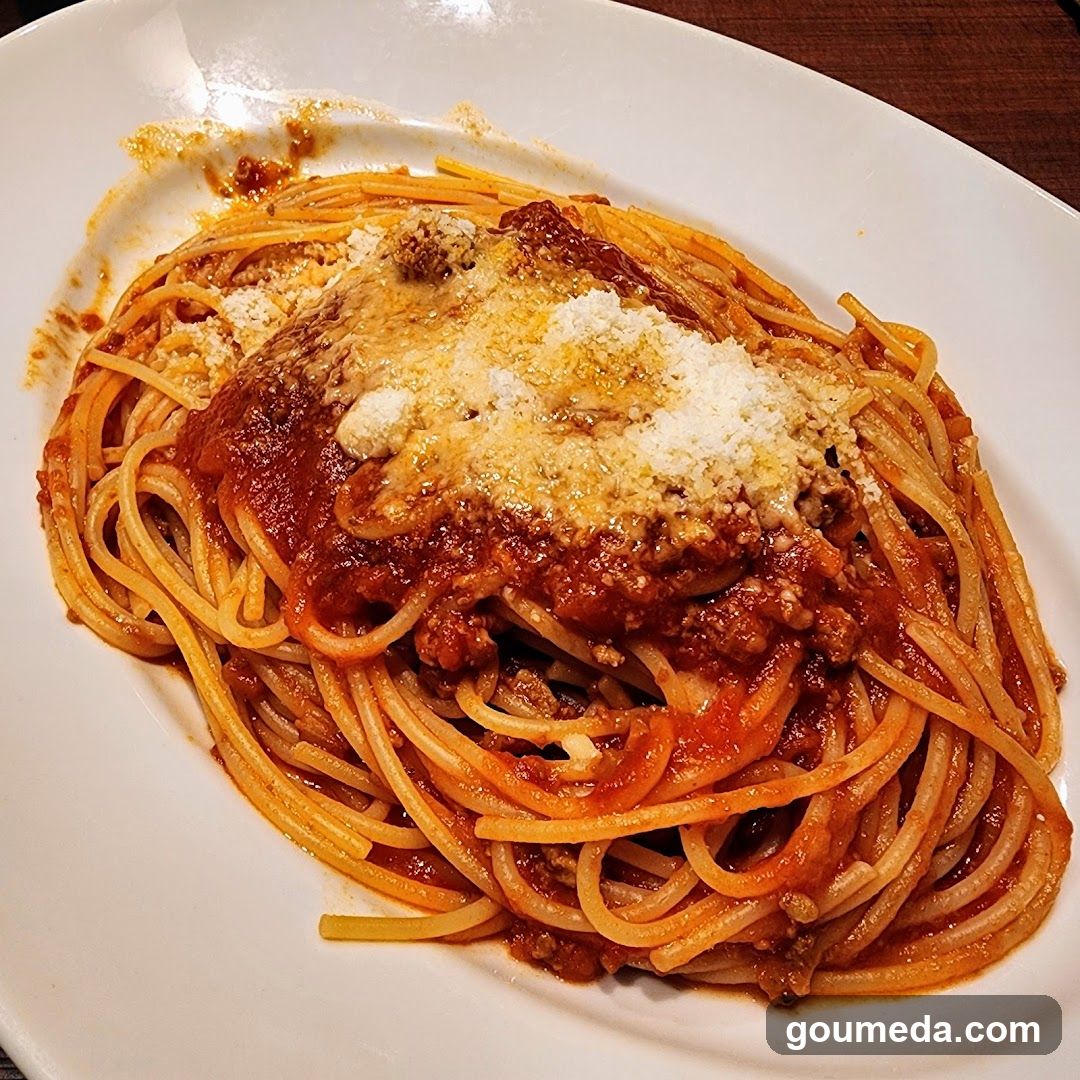 Spaghetti with Meat Sauce and Cheese