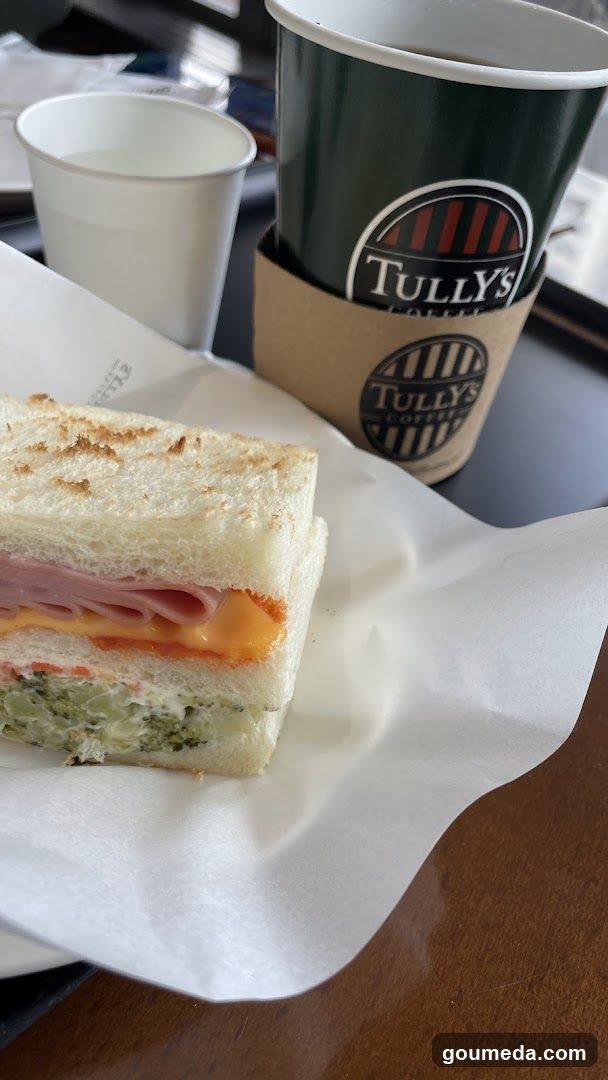 TULLY’S COFFEE Osaka Umeda Twin Towers South Shop