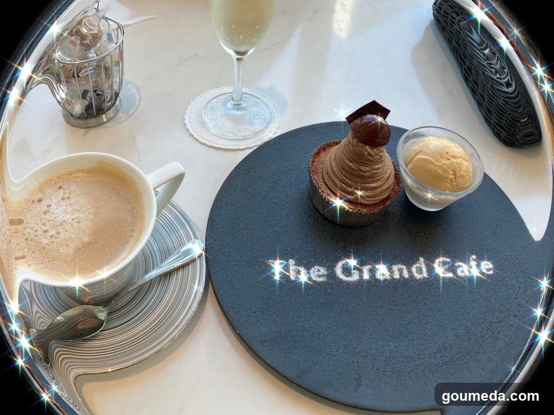 THE HILTON PLAZA HALL The Grand Cafe