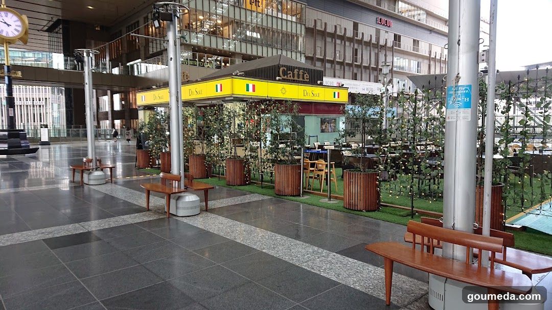 Caffè exterior seating area