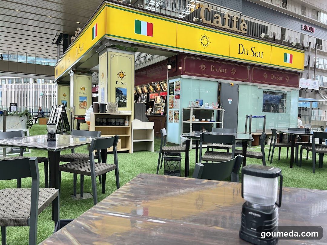 Deli Sole Outdoor Seating Area