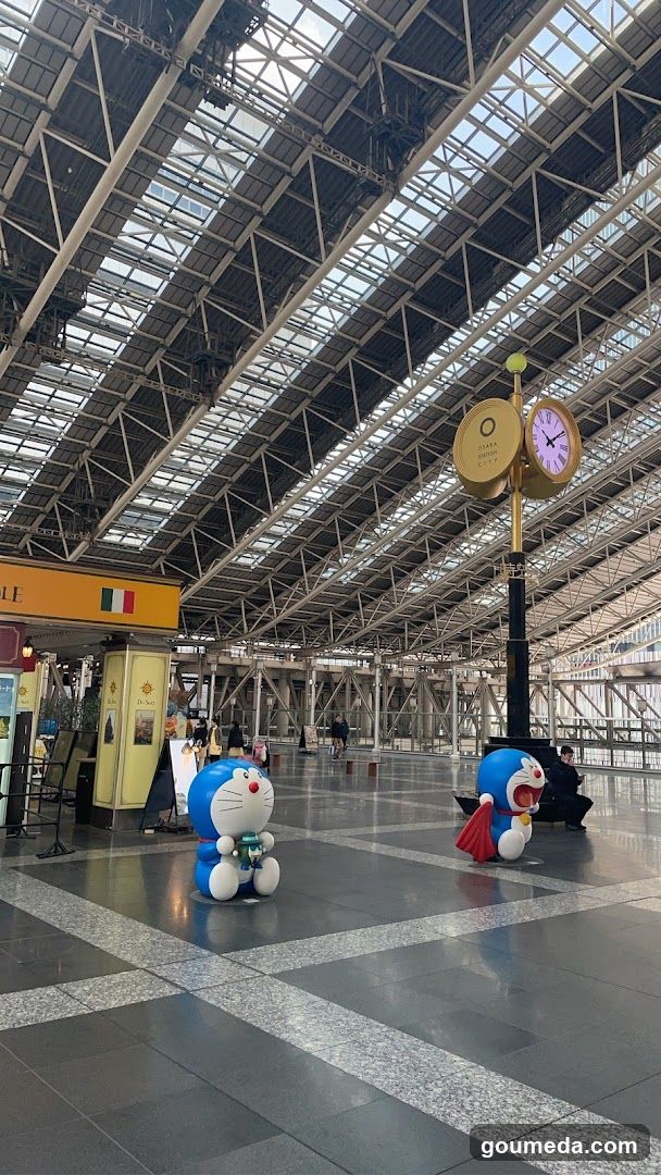 Doraemon statues in a spacious hall