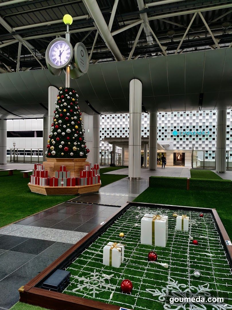 Christmas Decor in Public Space