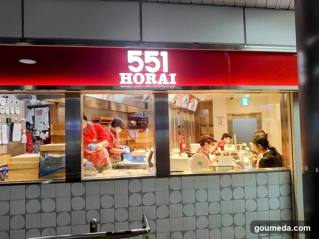 551 Horai