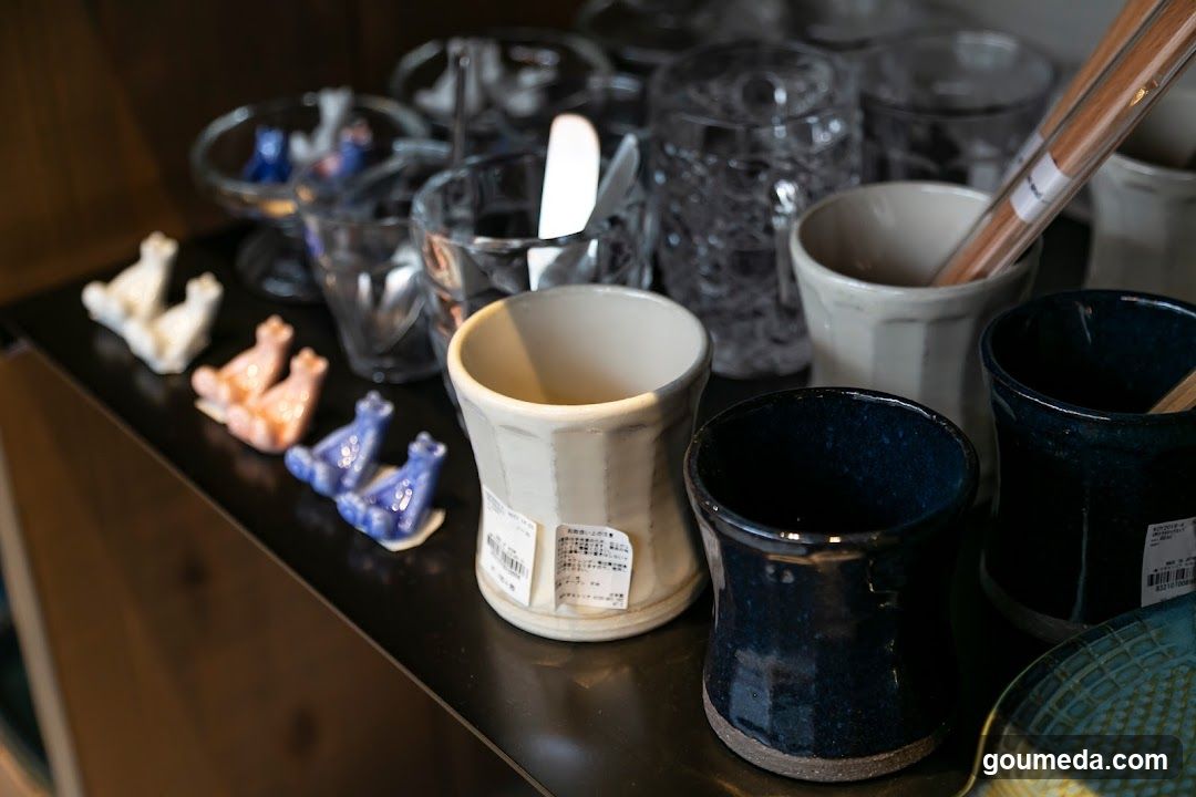 Ceramic and Glassware Display