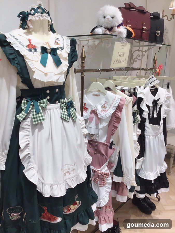 Lolita Fashion Display