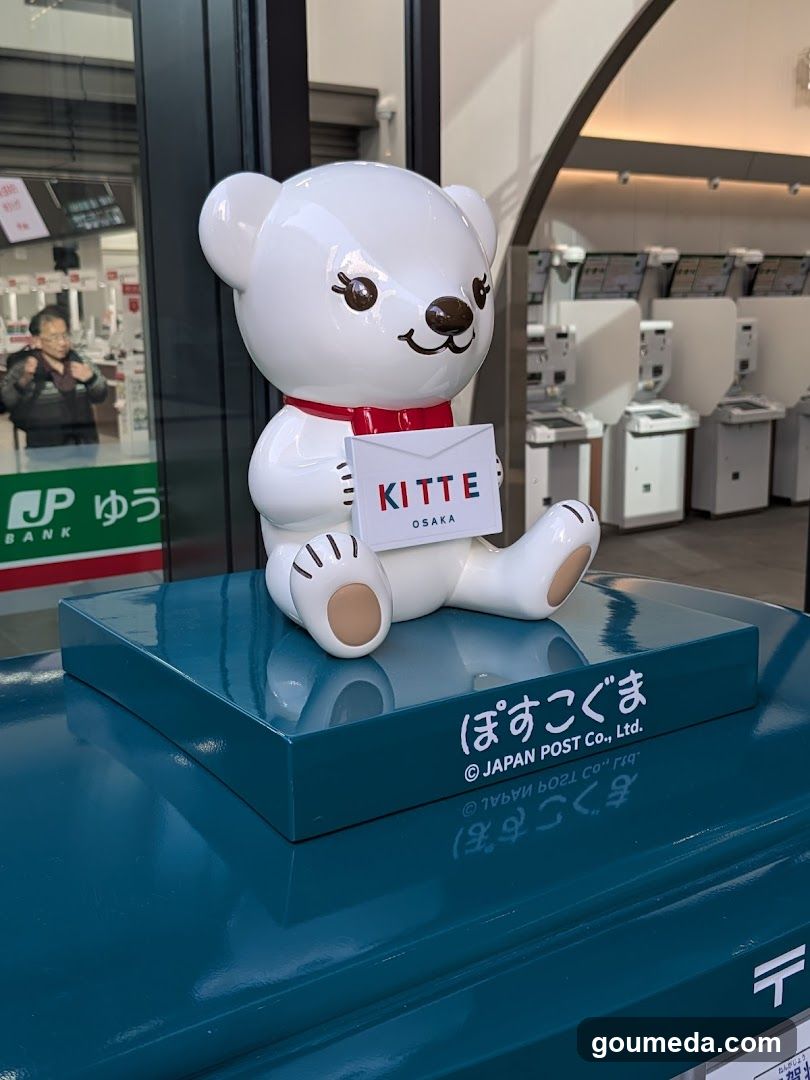 Kitte Osaka Statue
