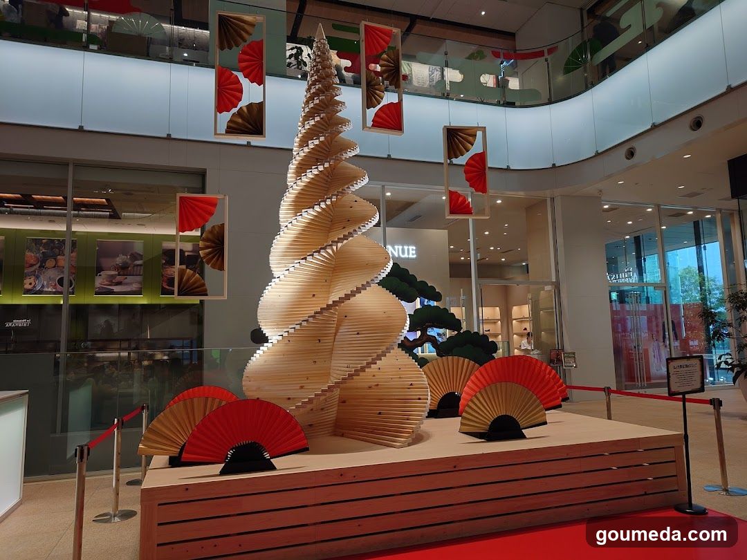 Wooden Spiral Tree Display with Fans