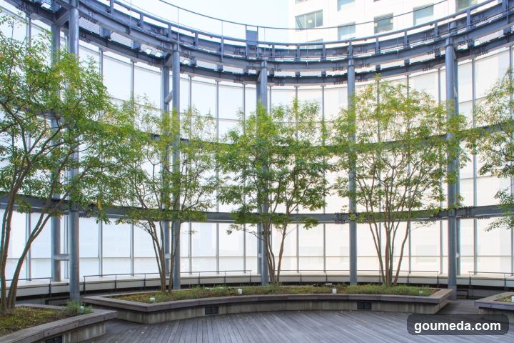 Breezé Plaza