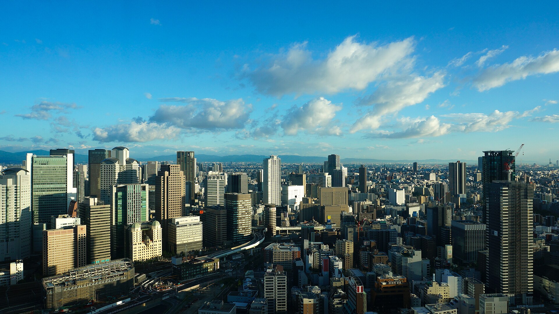 梅田スカイビル空中庭園展望台